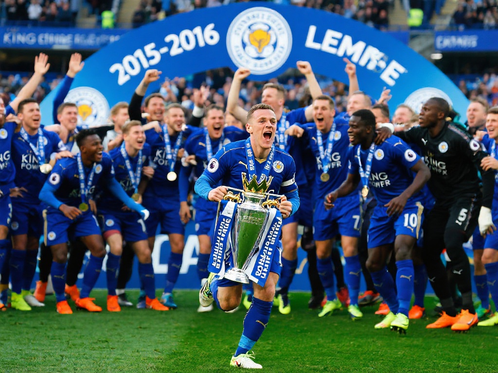 其中，2015-2016赛季是莱切斯特城浓墨重彩的